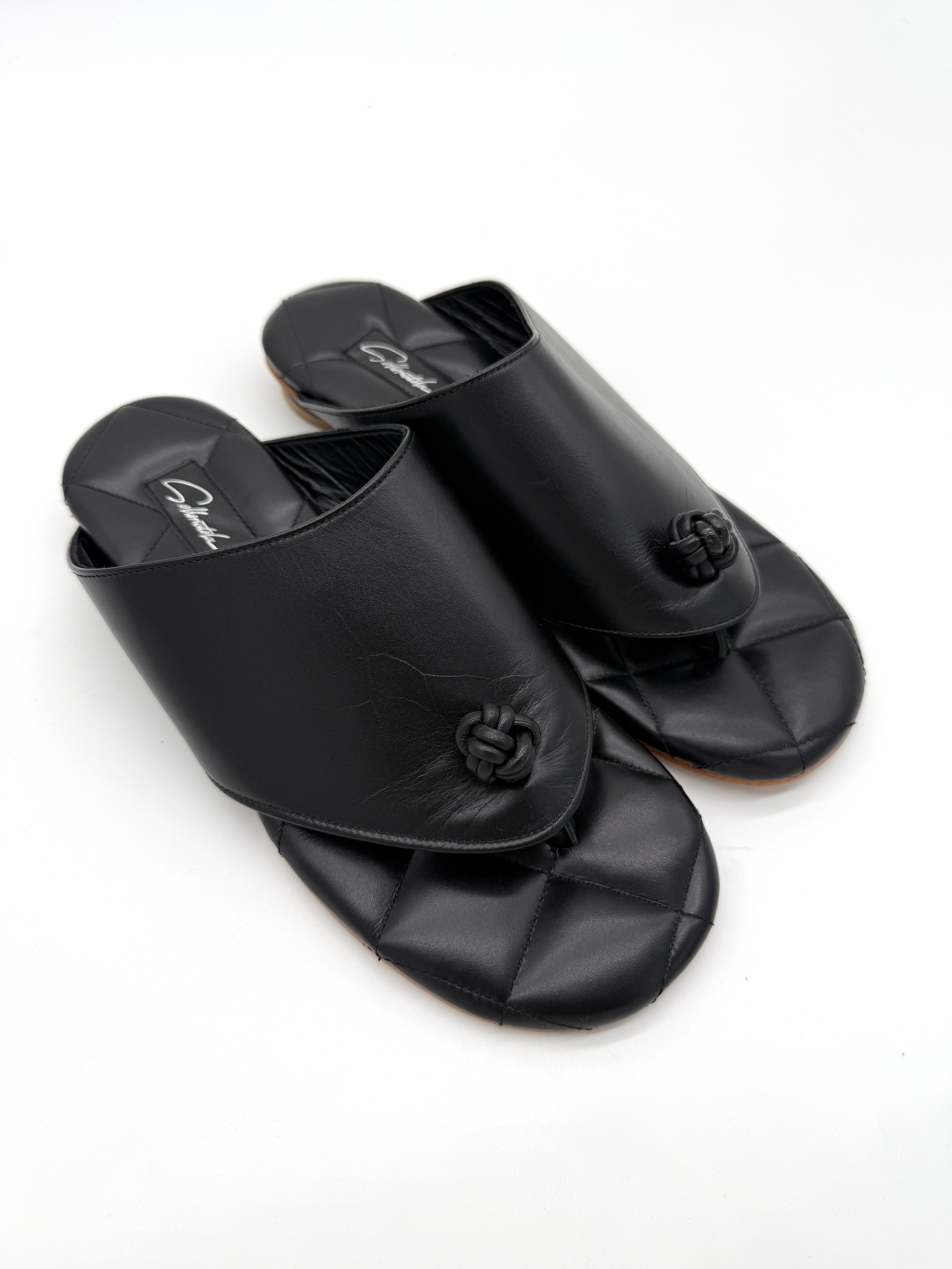 PHOEBE【BLACK】- 37.5  AS IS