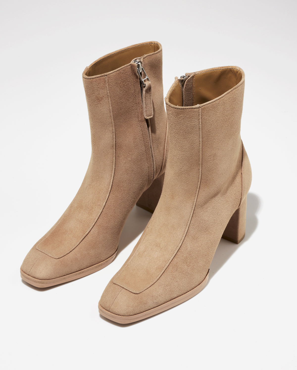 HAZEL【BEIGE SILKY】