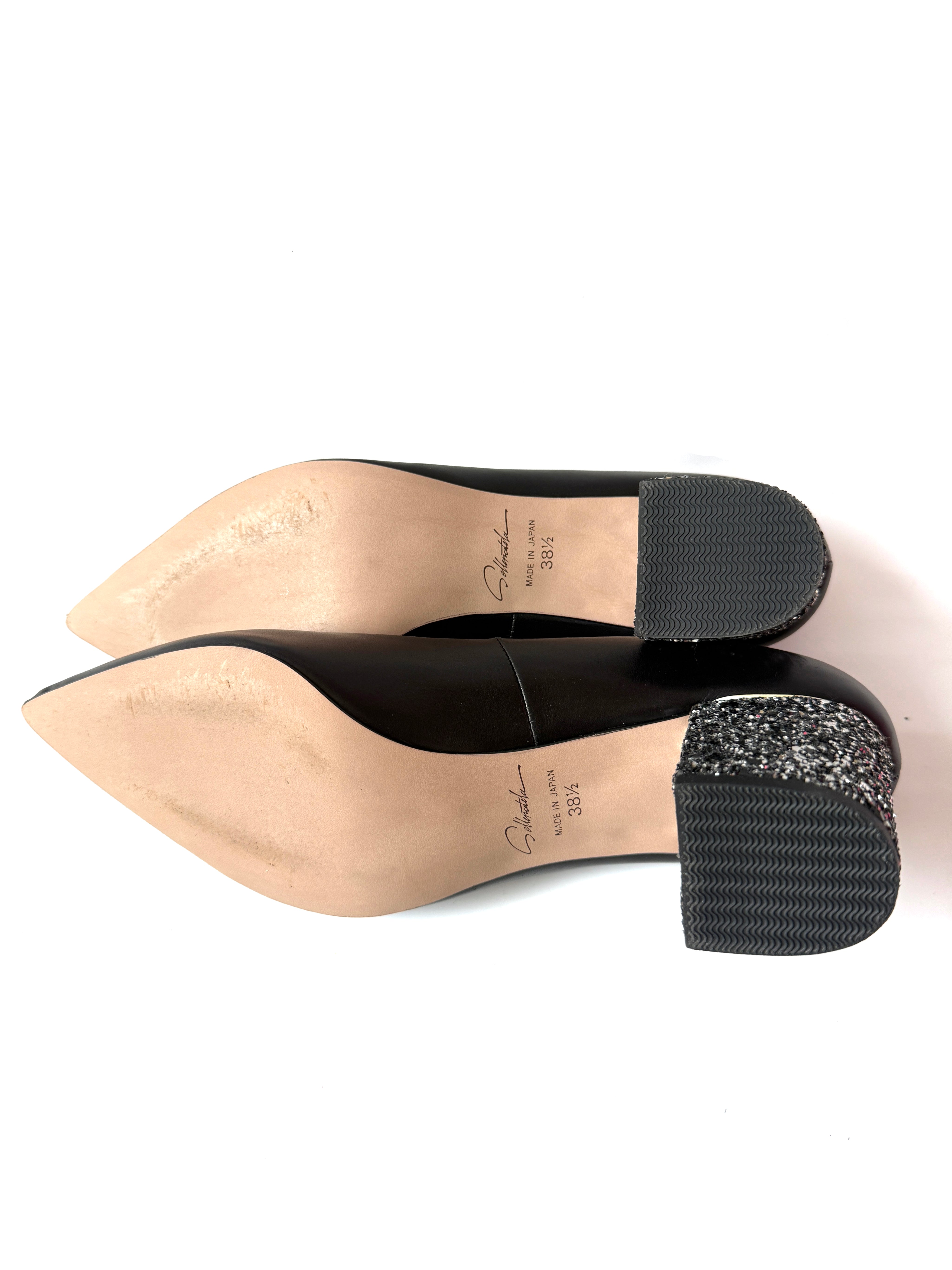 SAMPLE 15 - size 38.5