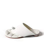 SAMPLE 25 - size 38