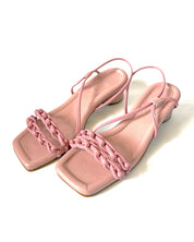 SAMPLE 29 - size 35.5
