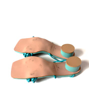 SAMPLE 30 - size 38
