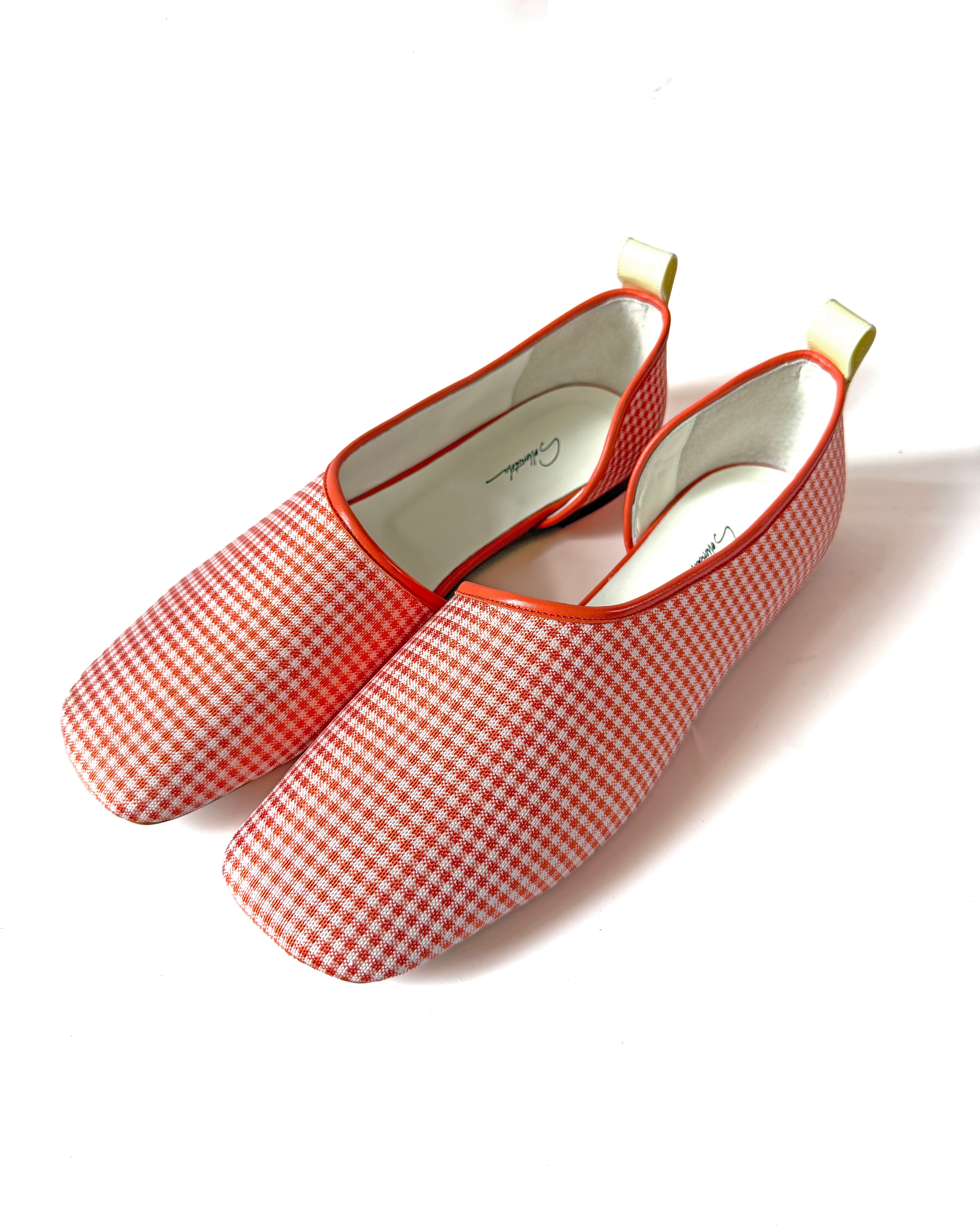 SAMPLE 33 - size 38