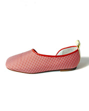 SAMPLE 34 - size 35.5