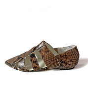 SAMPLE 39 - size 38