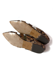 SAMPLE 39 - size 38