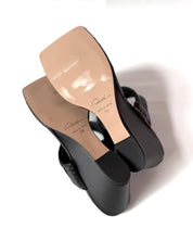 SAMPLE 40 - size 38