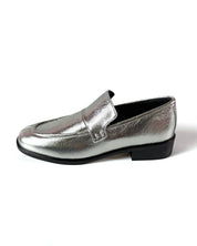SAMPLE 43 - size 35.5