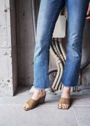 CLARA【KHAKI】